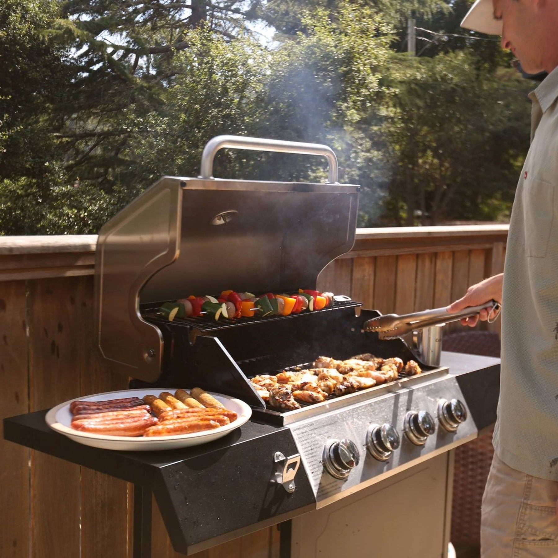 Parrilla a Gas de 4 Quemadores de Cuisinart®