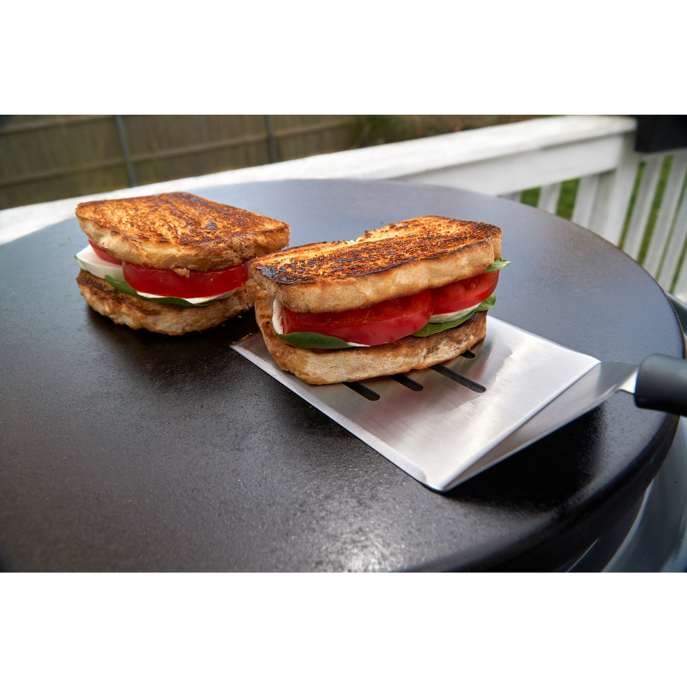 Espátula XL de acero inoxidable para BBQ de Cuisinart®