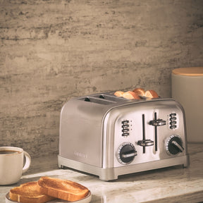 Tostador Metálico Clásico de 4 Rebanadas de Cuisinart®